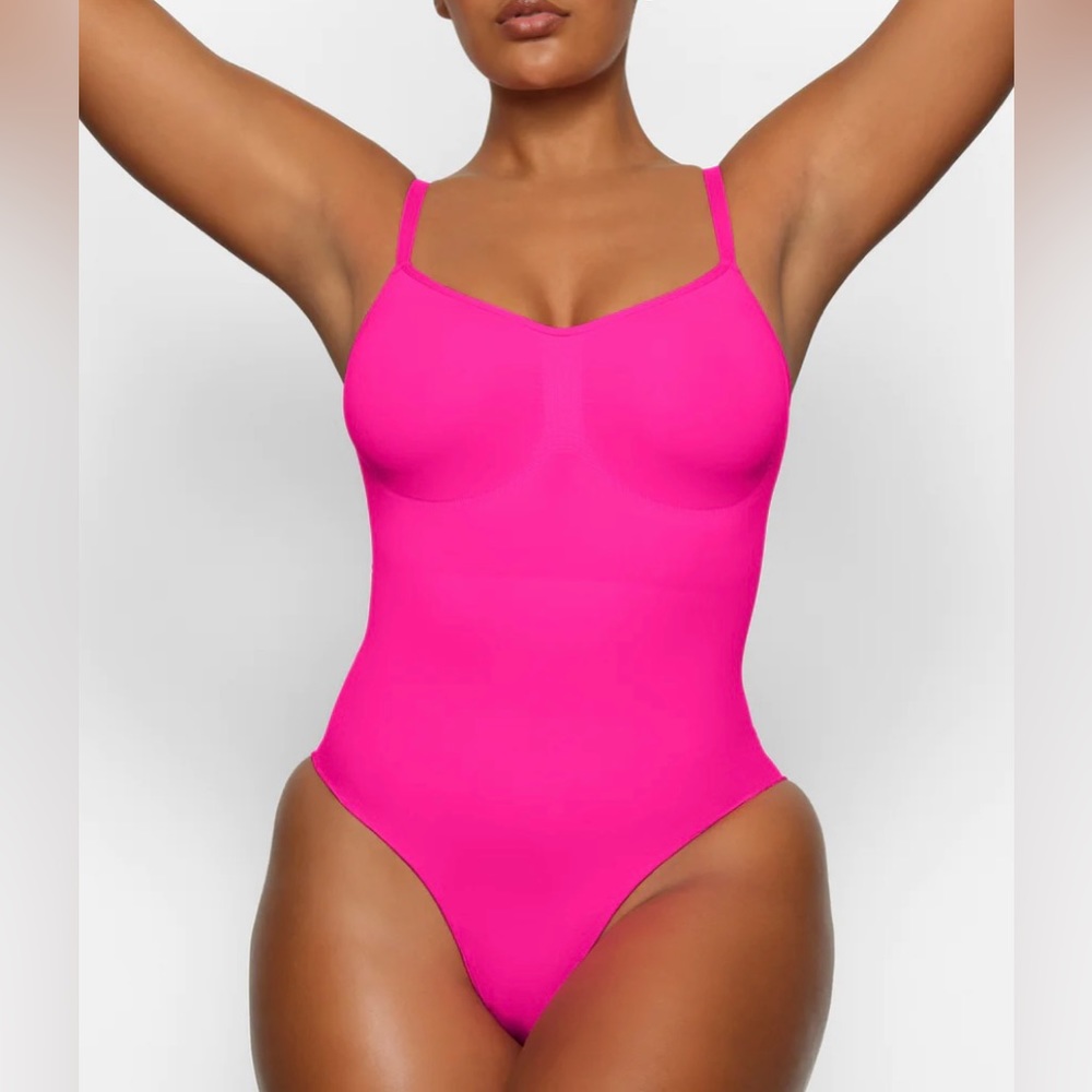 Brand New Sold Out SCULPTING BODYSUIT W. SNAPS!